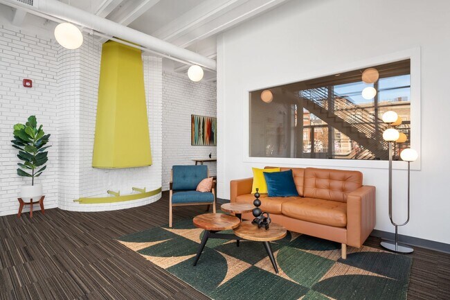 Foto del edificio - Make a Splash in the ol YWCA