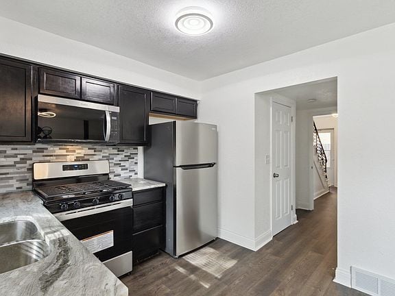 Building Photo - 3428 Harrison Ave