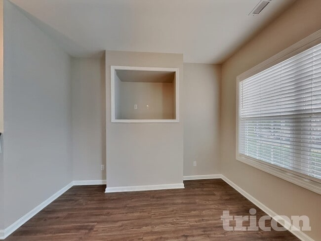 Foto del edificio - 5816 Wynmore Road