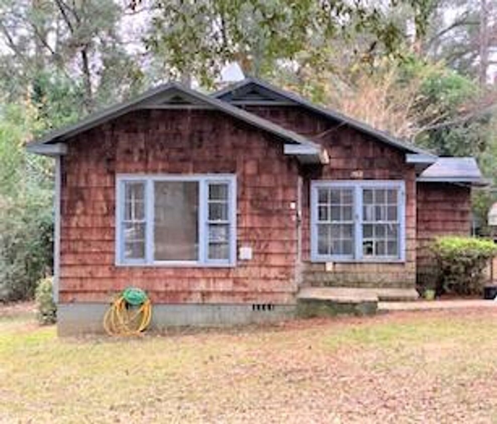 Primary Photo - Two Bedroom One Bathroom