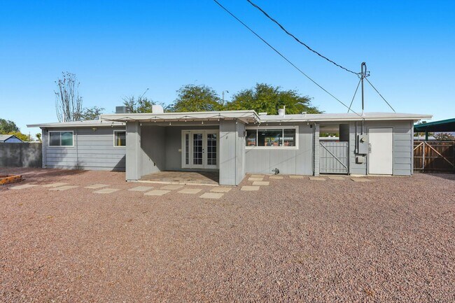 Foto del edificio - Pending/ Rented - Spacious 3-Bed, 2-Bath East Tucson Home with Large Yard & Open Layout