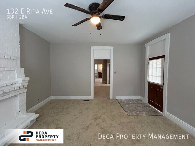 Building Photo - 132 E Ripa Ave