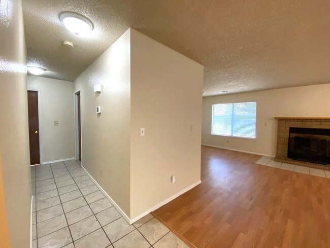 Photo - 2911 Winners Cir House