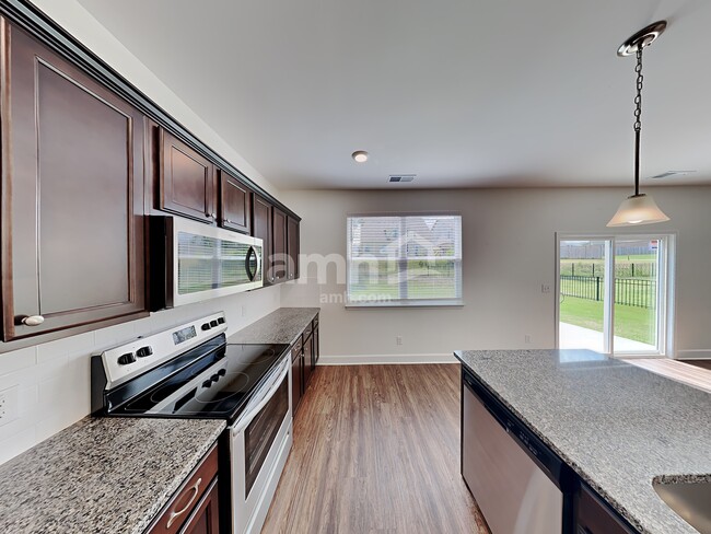 Building Photo - 4314 Spregan Way