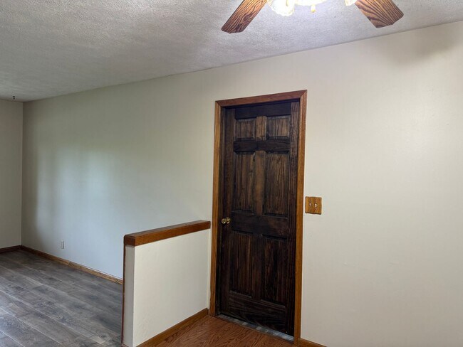 Foto del edificio - Available May 29th, 2026!