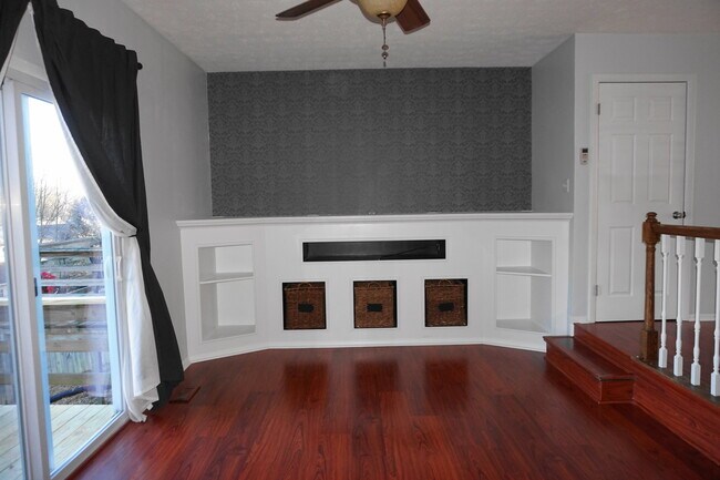 Foto del edificio - Charming 3 Bedroom/2 Full Bathroom/2 Half ...