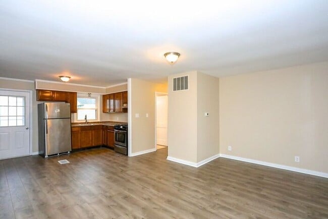 Photo - 2 Bedroom in Lawrence House