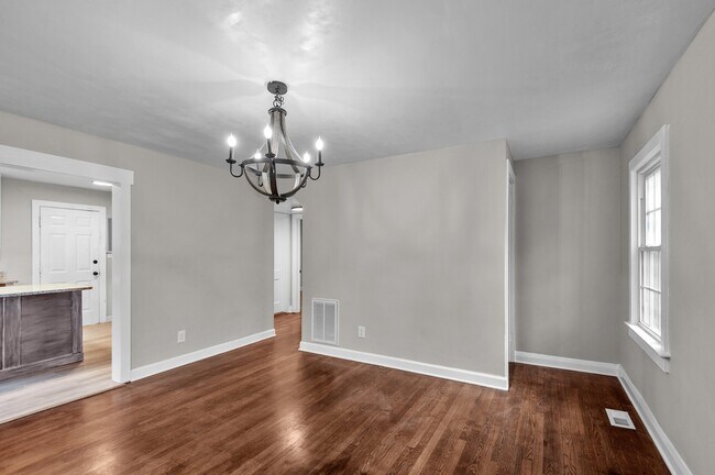 Sala de estar - 1317 Hill St