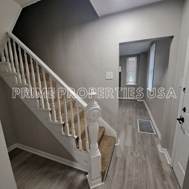 Foto del edificio - 3260 Richardson Ave