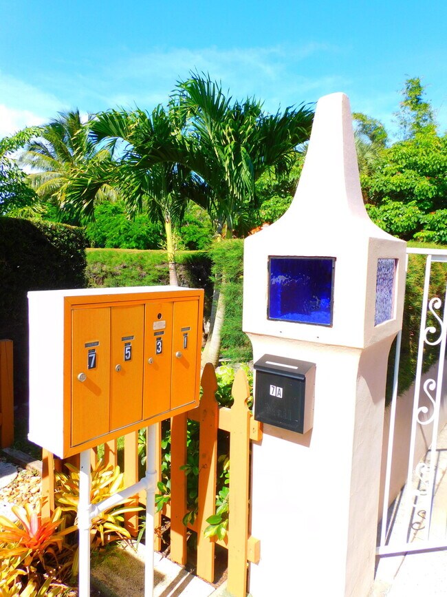 Foto del edificio - 223 S Palmway