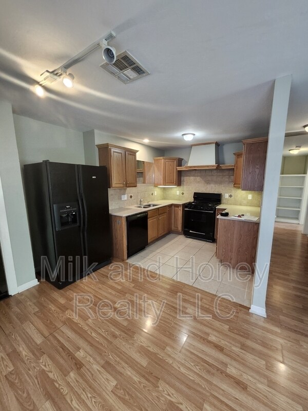 Foto del edificio - 1214 NW 22nd St