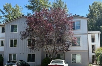 Building Photo - 631 W Bakerview Rd