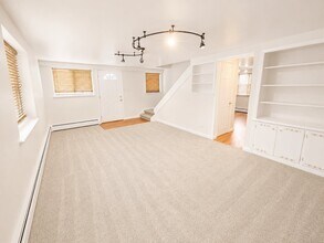 Building Photo - 1375 Everett Ct