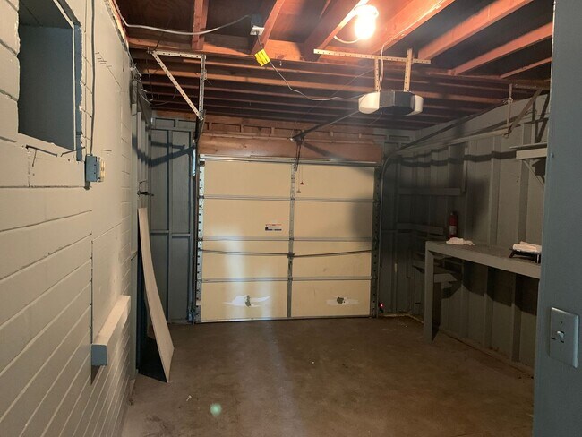 Foto del edificio - 760 Greenway Pl