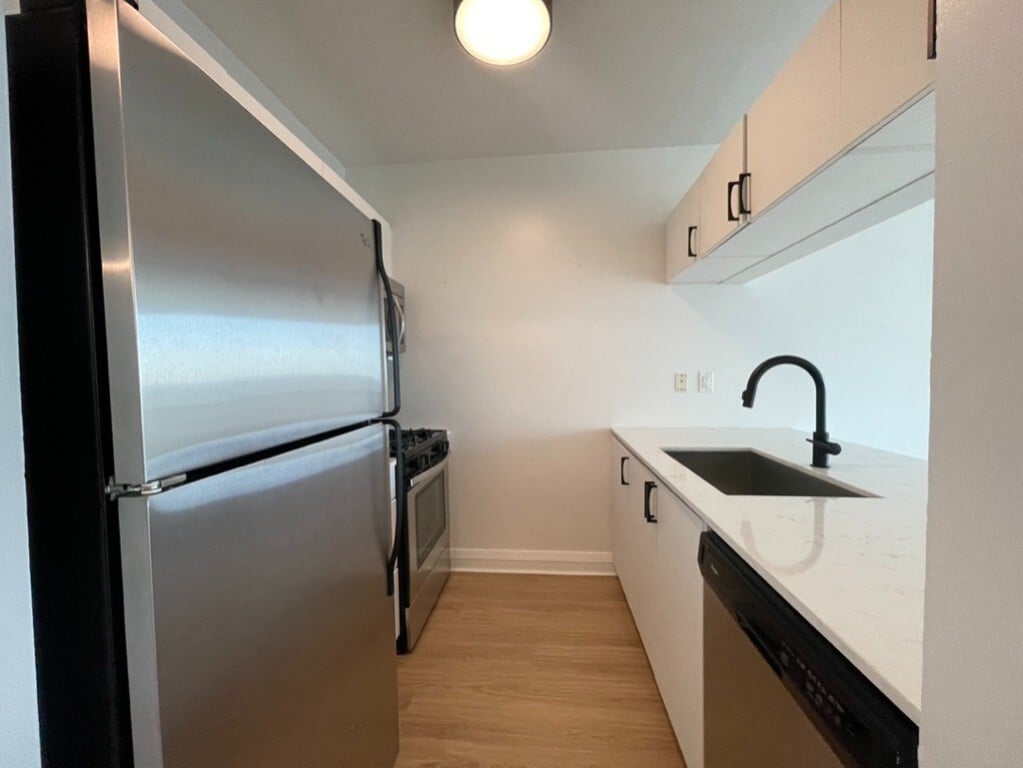 Foto del edificio - 502 Ninth Avenue