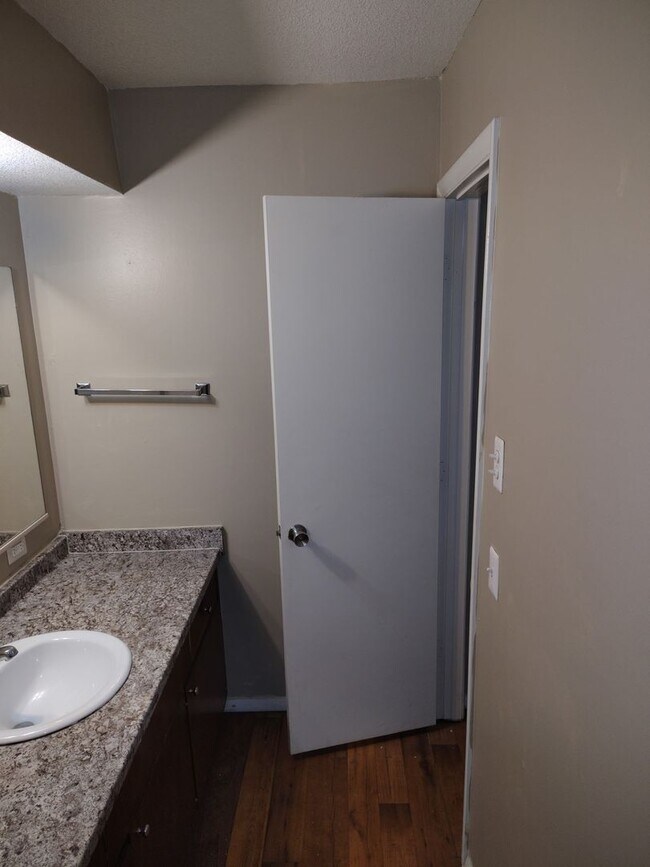 Foto del edificio - 5980 E 33rd Ct