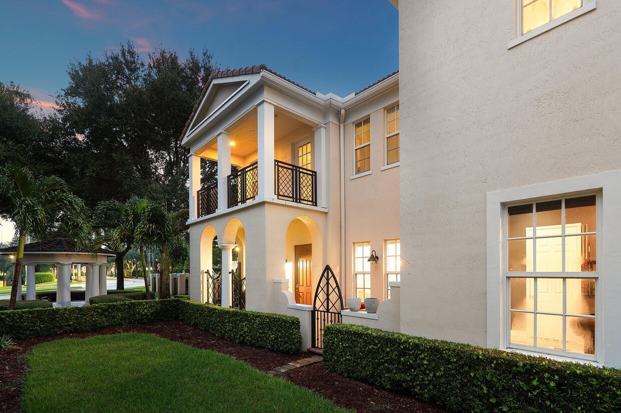 Foto principal - 8253 NW 8th Way