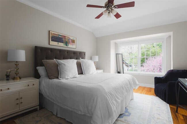 Foto del edificio - 1711 W 29th St