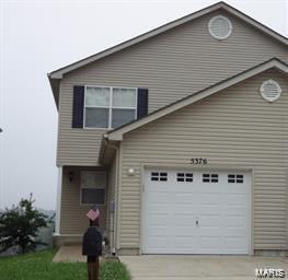 Building Photo - 5376 Lakewood Terrace