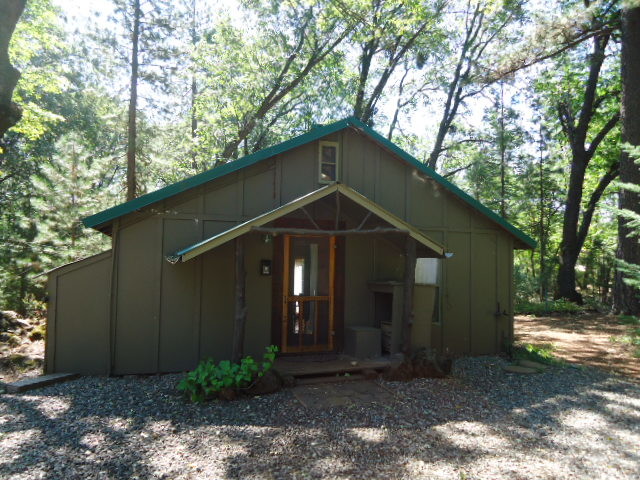 Primary Photo - 8868 Cohasset Rd