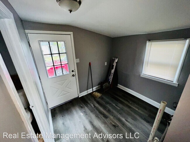 Foto del edificio - 2 br, 2 bath House - 62 Upland Avenue