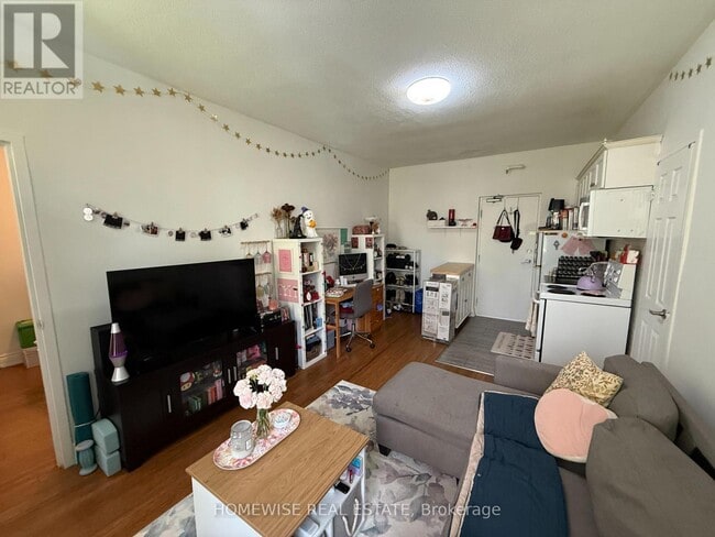 Building Photo - 1 Triller Ave