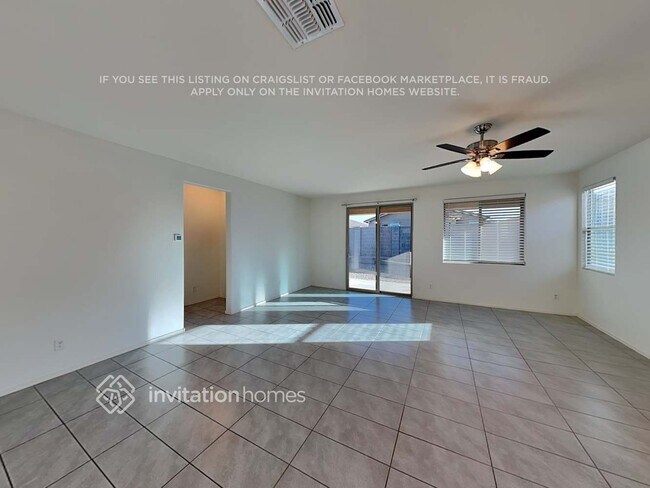 Foto del edificio - 17649 W Via De Luna Dr