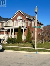 Building Photo - 4 Raintree Dr