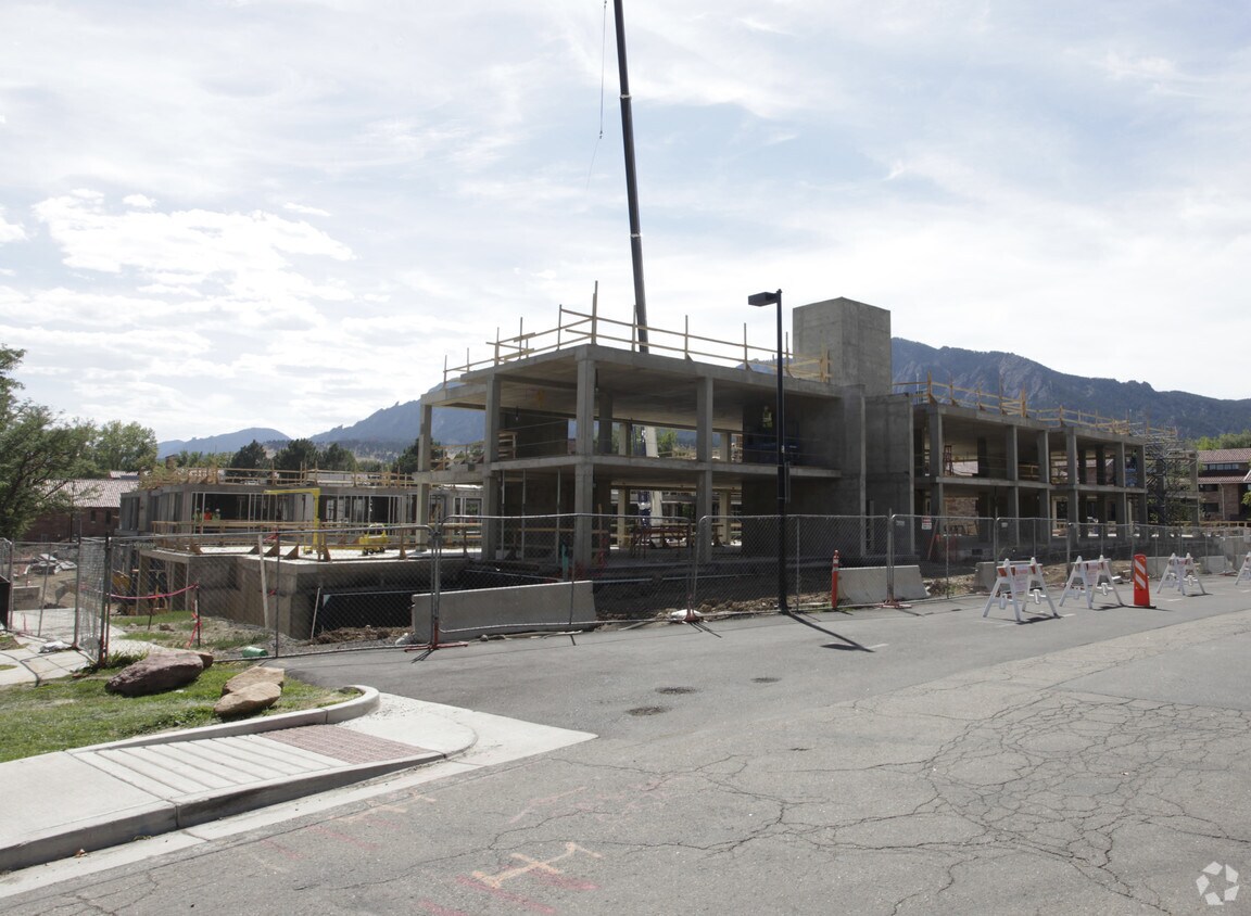 Foto del edificio - Kittridge West Hall