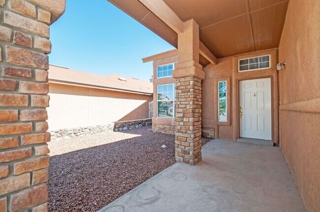 Building Photo - Immaculate Two Story Home Located In Upper...