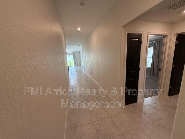 Foto del edificio - 14906 Imperial Purple Ln