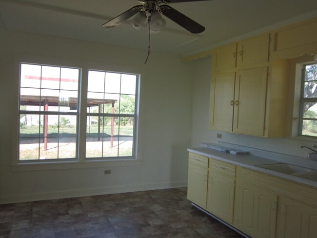 Photo - 4111 Stapper Rd House