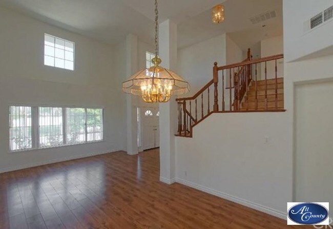 Building Photo - 1502 Turquoise Dr
