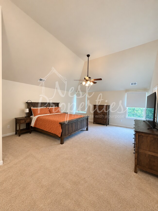 Foto del edificio - 293 Knight Valley Cir