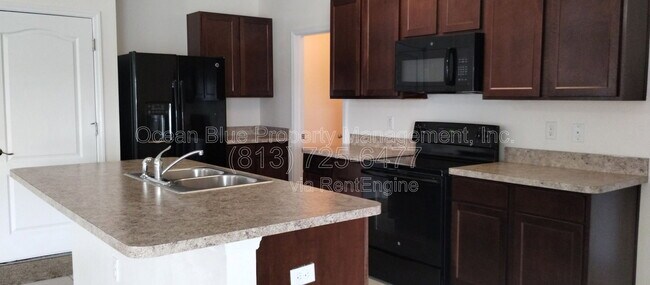 Building Photo - 10532 Whispering Hammock Dr