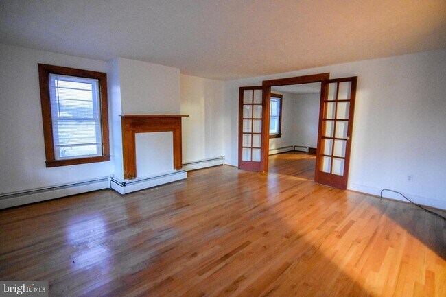 Building Photo - 617 W Chesapeake Beach Rd