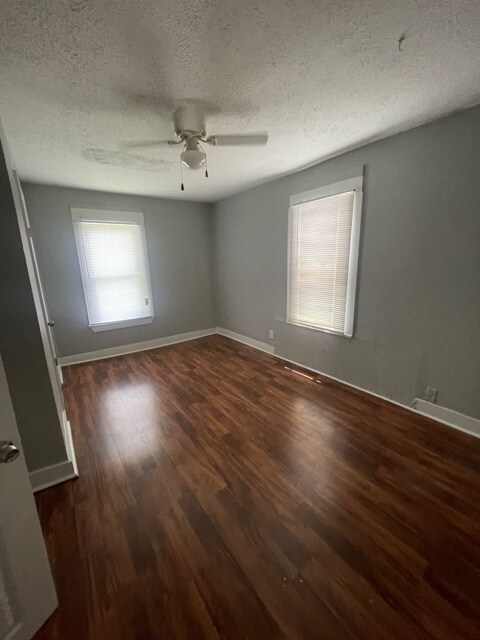 Foto del edificio - 3710 Cliff Ave