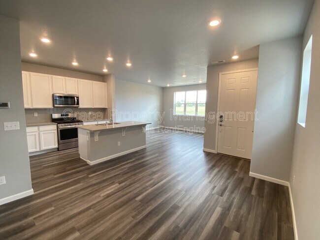 Photo - 191 Ambrose St Townhome