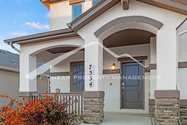 Foto del edificio - Elegant 3-Bed, 2.5-Bath Home with AC, 2-Car Garage, and Private Yard in Renaissance at Indigo Ranch