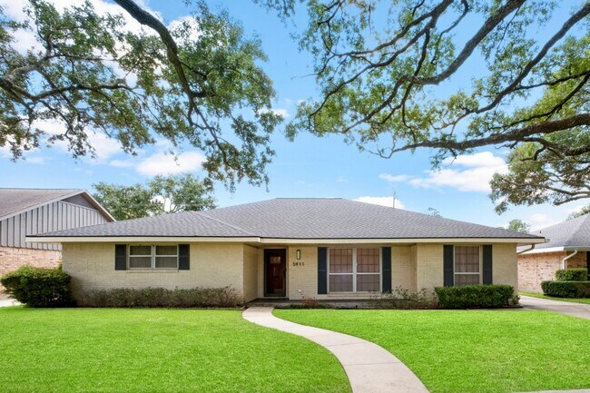Foto del edificio - 5911 Rutherglenn Dr