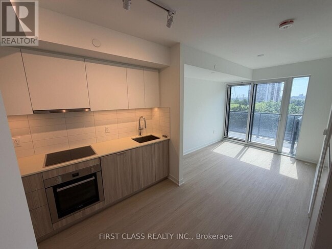 Building Photo - 151 David Salomon Dr