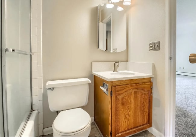 Foto del edificio - 3150 Iris Ave
