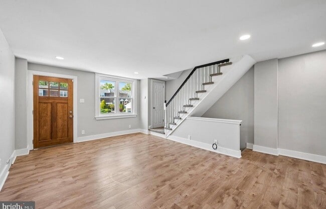 Photo - 306 Pine St Townhome