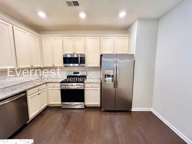 Building Photo - 1243 Fischer Trace