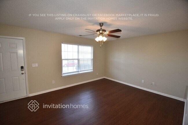 Foto del edificio - 402 Glencroft Dr