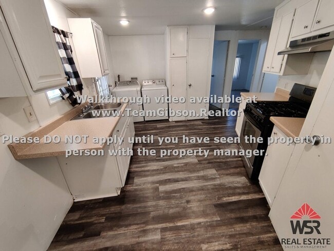 Building Photo - 3 Bedroom Home in Lake Elsinore