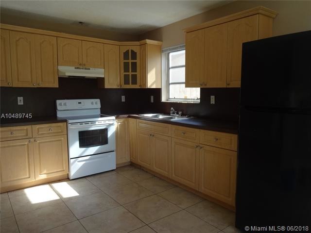 Building Photo - 9323 SW 168th St