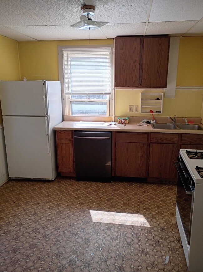 Foto del edificio - 511 W Mifflin St