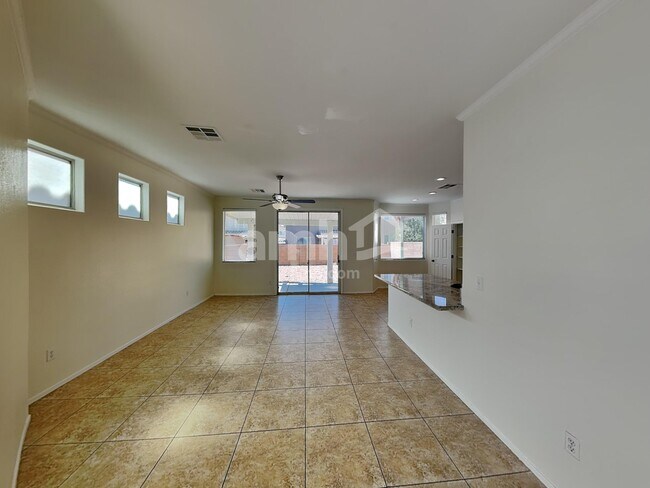 Foto del edificio - 9233 Lowery Point Ct