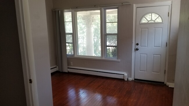 Living Room with Balcony! - 101st